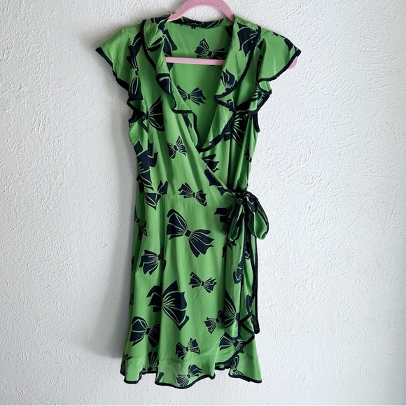 Nanette Lepore Silk Wrap Dress Bow Print Y2K Sz 6 Miley Cyrus - Picture 3 of 7